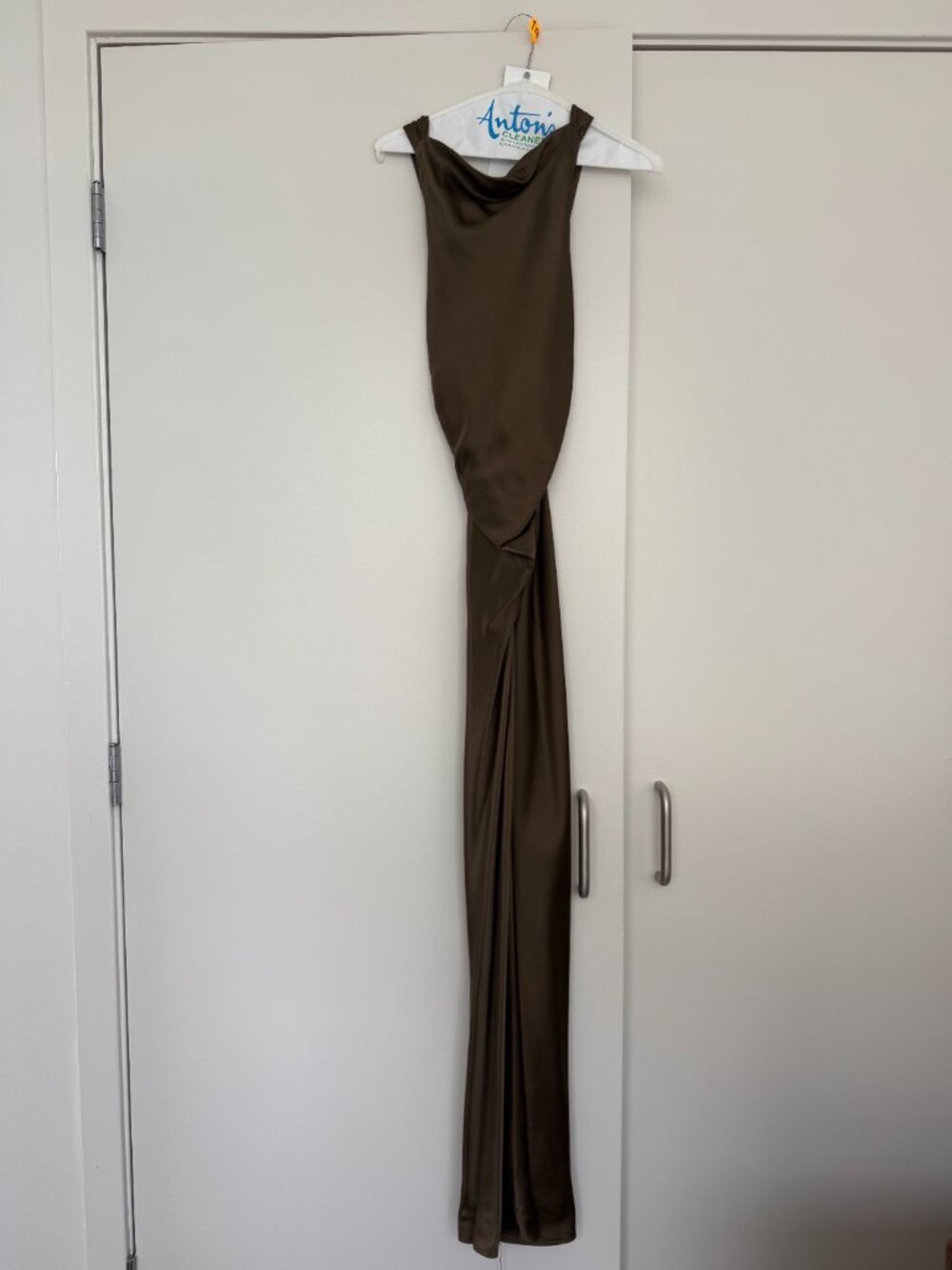 REFORMATION ANAIIS SILK DRESS. Size 4. - Picture 5 of 7